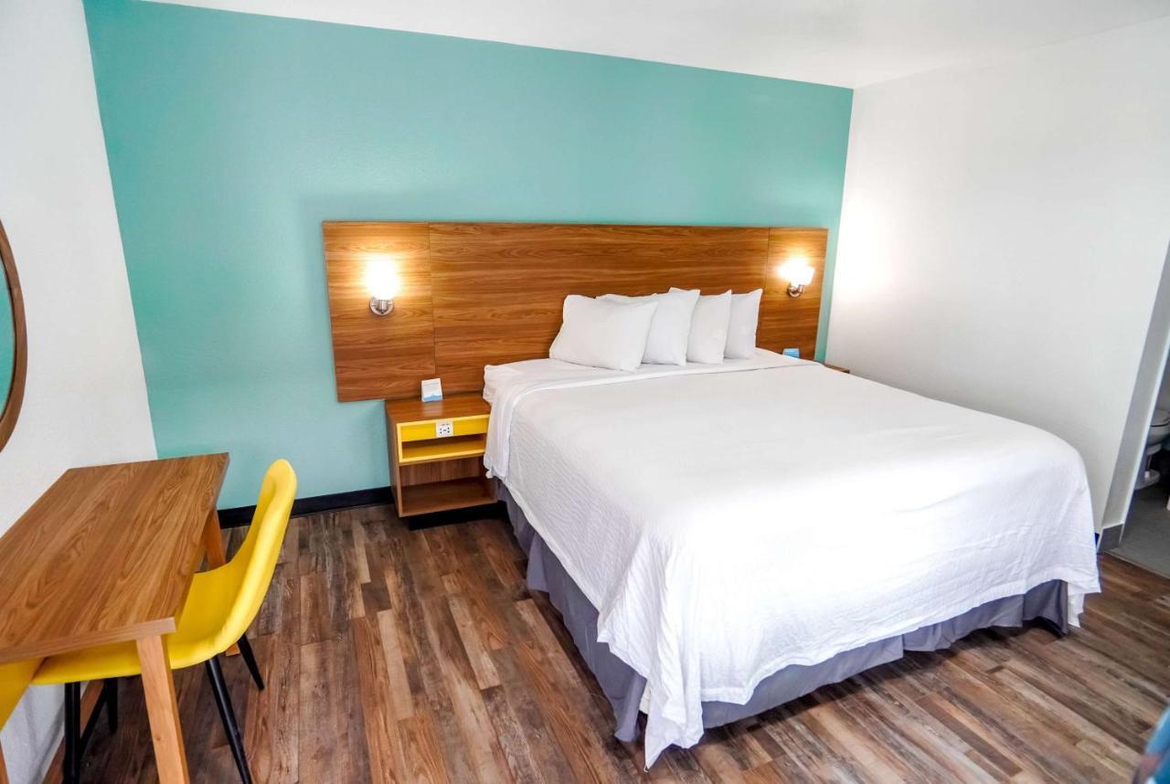 Beyond Stay Hotel Victorville Downtown Kültér fotó
